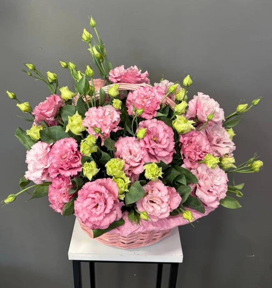 Lisianthus in a basket | ծաղիկներ, ծաղկեպսակներ, բույսեր Երևան