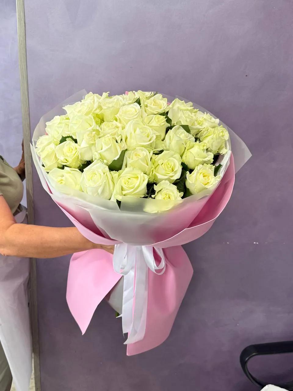 A bunch of white roses | ծաղիկներ, ծաղկեպսակներ, բույսեր Երևան