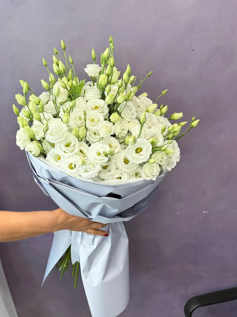 Bunch of white lisianthus | ծաղիկներ, ծաղկեպսակներ, բույսեր Երևան