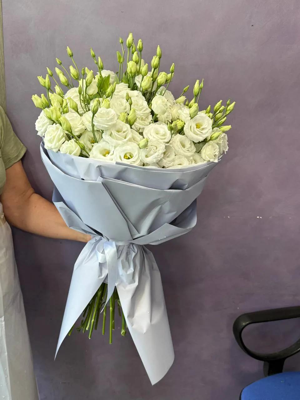 Bunch of white lisianthus | ծաղիկներ, ծաղկեպսակներ, բույսեր Երևան