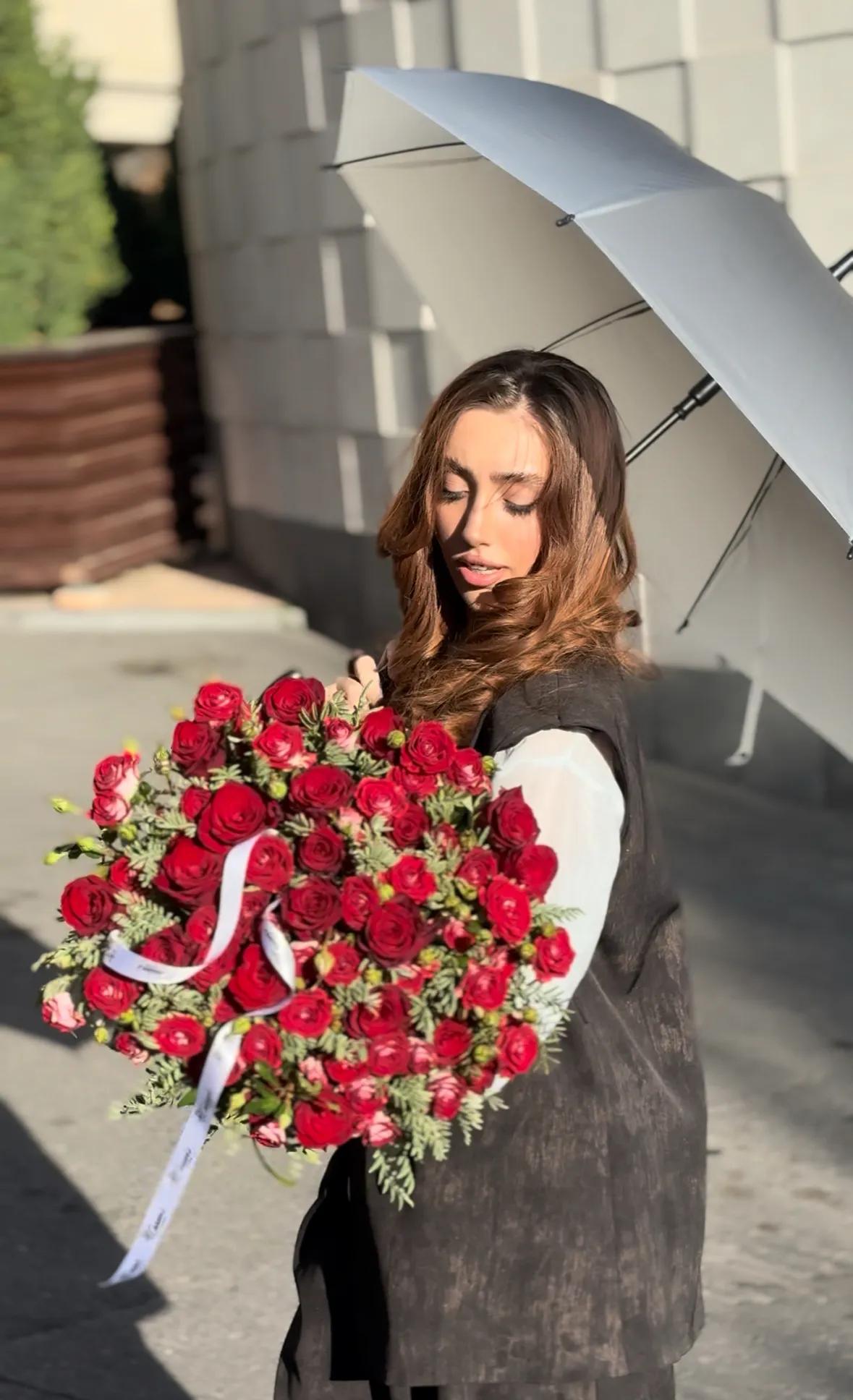 Red roses | ծաղիկներ, ծաղկեպսակներ, բույսեր Երևան