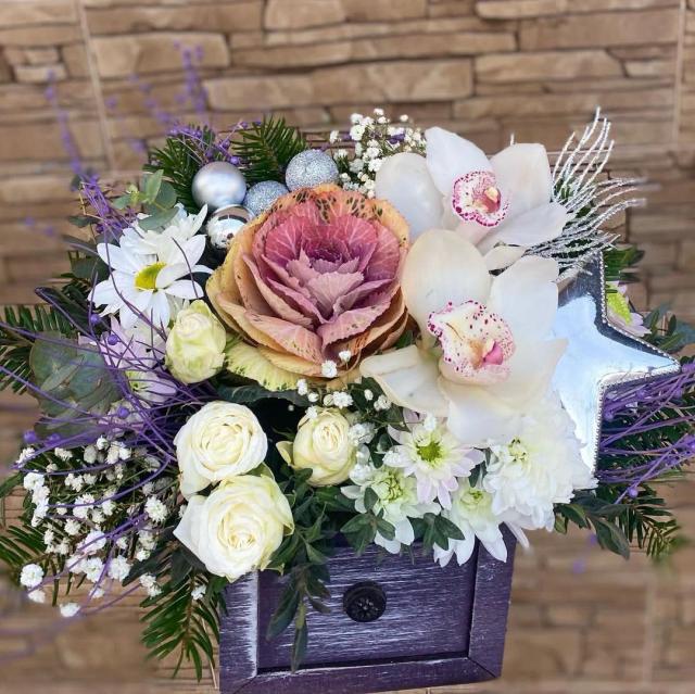 Floral mix in a box | ծաղիկներ, ծաղկեպսակներ, բույսեր - առաքում Երևան
