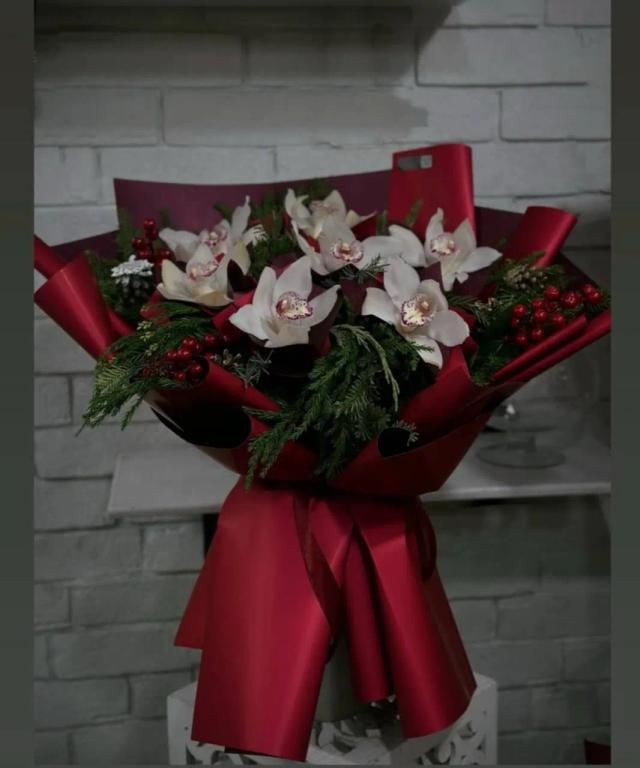 Christmas bouquet | ծաղիկներ, ծաղկեպսակներ, բույսեր - առաքում Երևան