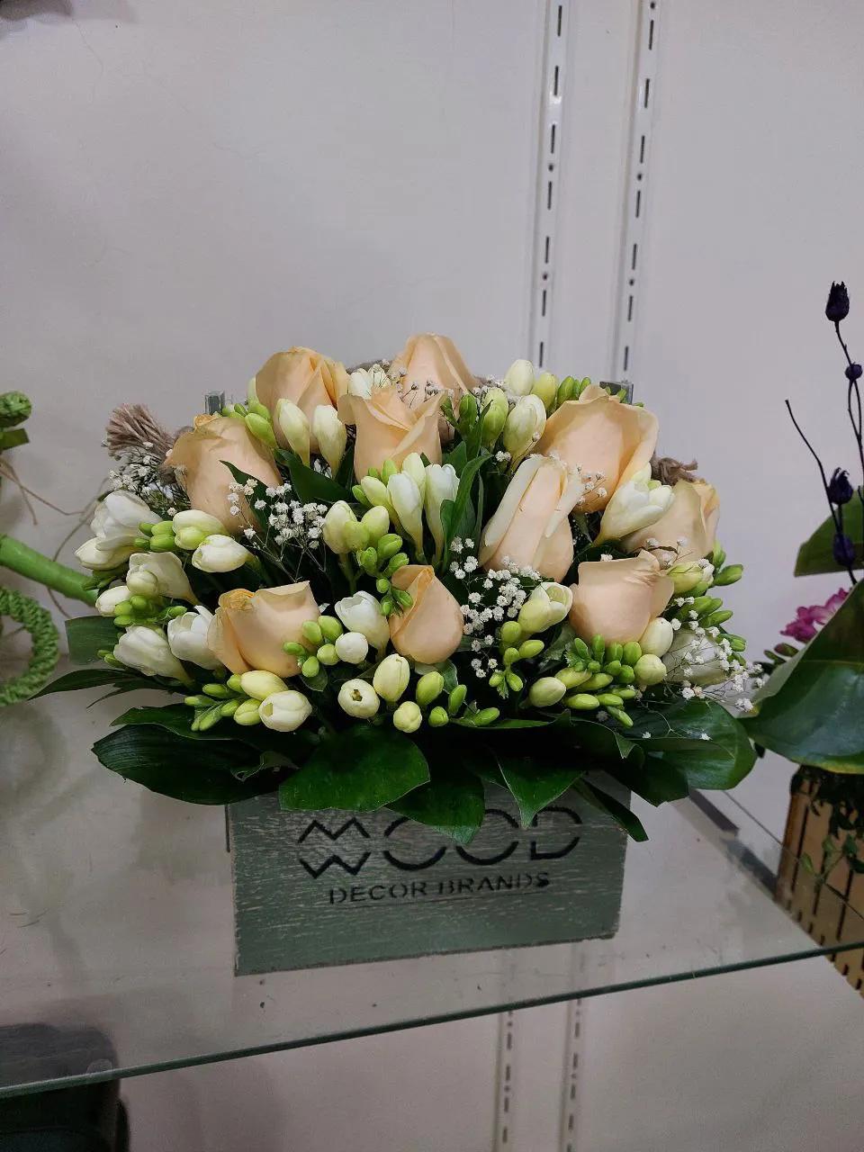 Flowers in a box | ծաղիկներ, ծաղկեպսակներ, բույսեր Երևան