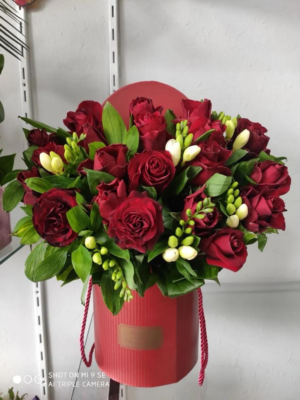 Flowers in a box | ծաղիկներ, ծաղկեպսակներ, բույսեր Երևան