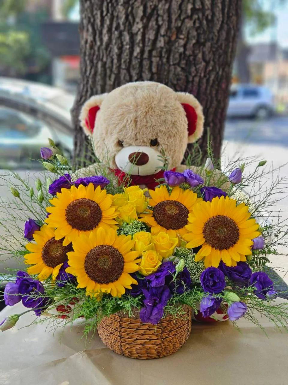 Gift Flower Basket | ծաղիկներ, ծաղկեպսակներ, բույսեր Երևան